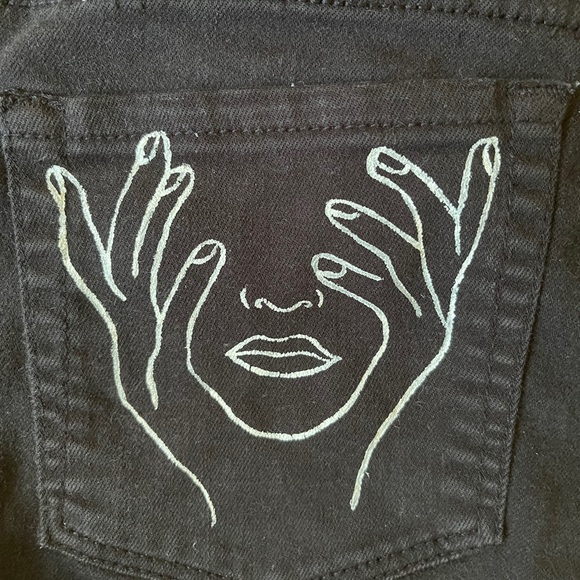 Hand painted pacsun Jean shorts - Picture 4 of 4